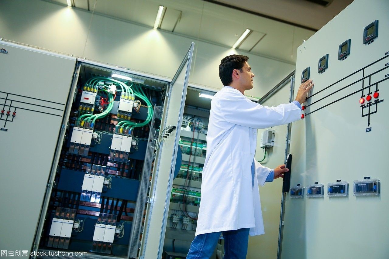 研究員。低壓微網(wǎng)絡(luò)。用于智能電網(wǎng)和智能電表的測(cè)試和證書(shū)服務(wù)。電力電子設(shè)備認(rèn)證。技術(shù)服務(wù)行業(yè)。tecnaliaresearch&innovationbizkaiabasquecountry,西班牙。